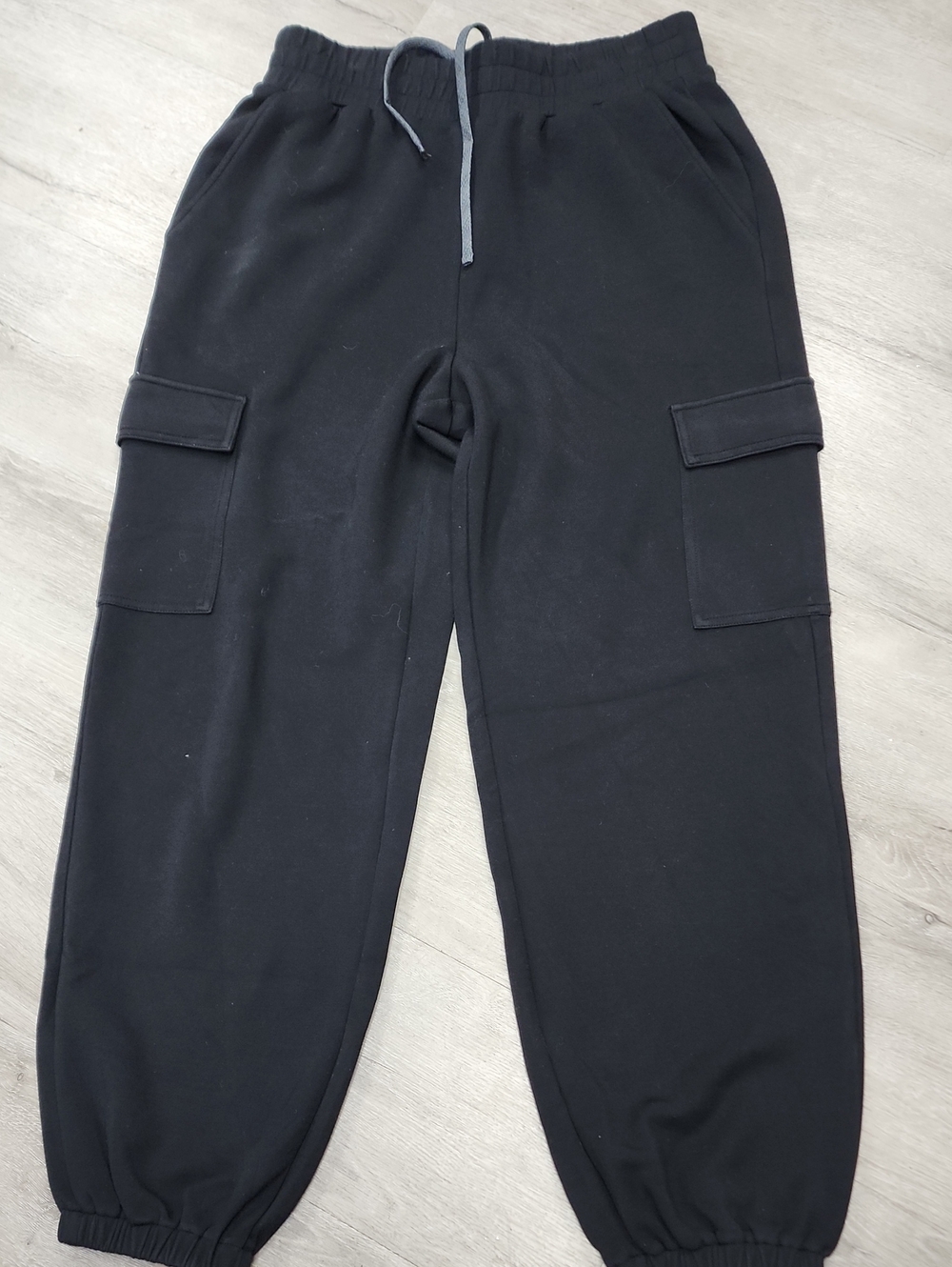 Varley Ladies  Black Cargo Sweatpants with Drawstring
